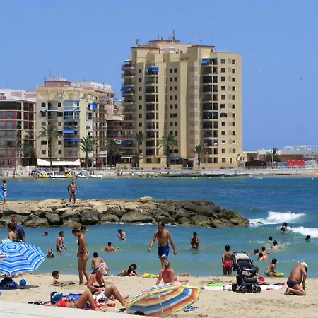 Апартаменти Homely Joven Pura *