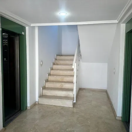 Apartment Homely Joven Pura