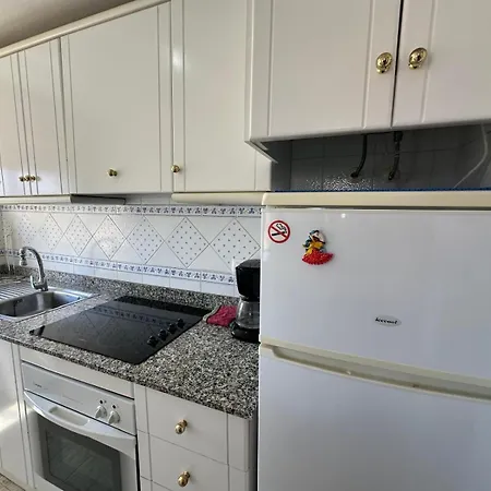 Homely Joven Pura Апартаменти Торрев'єха